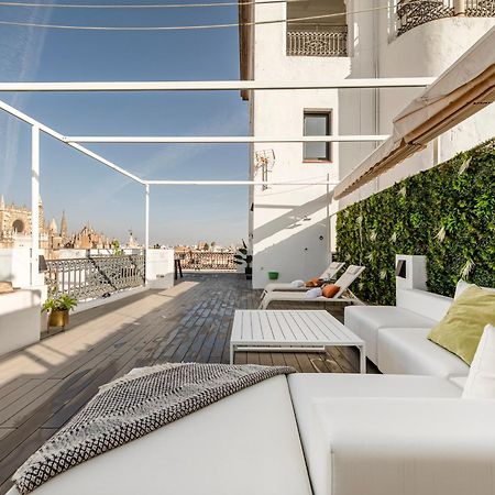 Isg Apartments Modern Atticpool At The Cathedralfree Parking セビリア エクステリア 写真