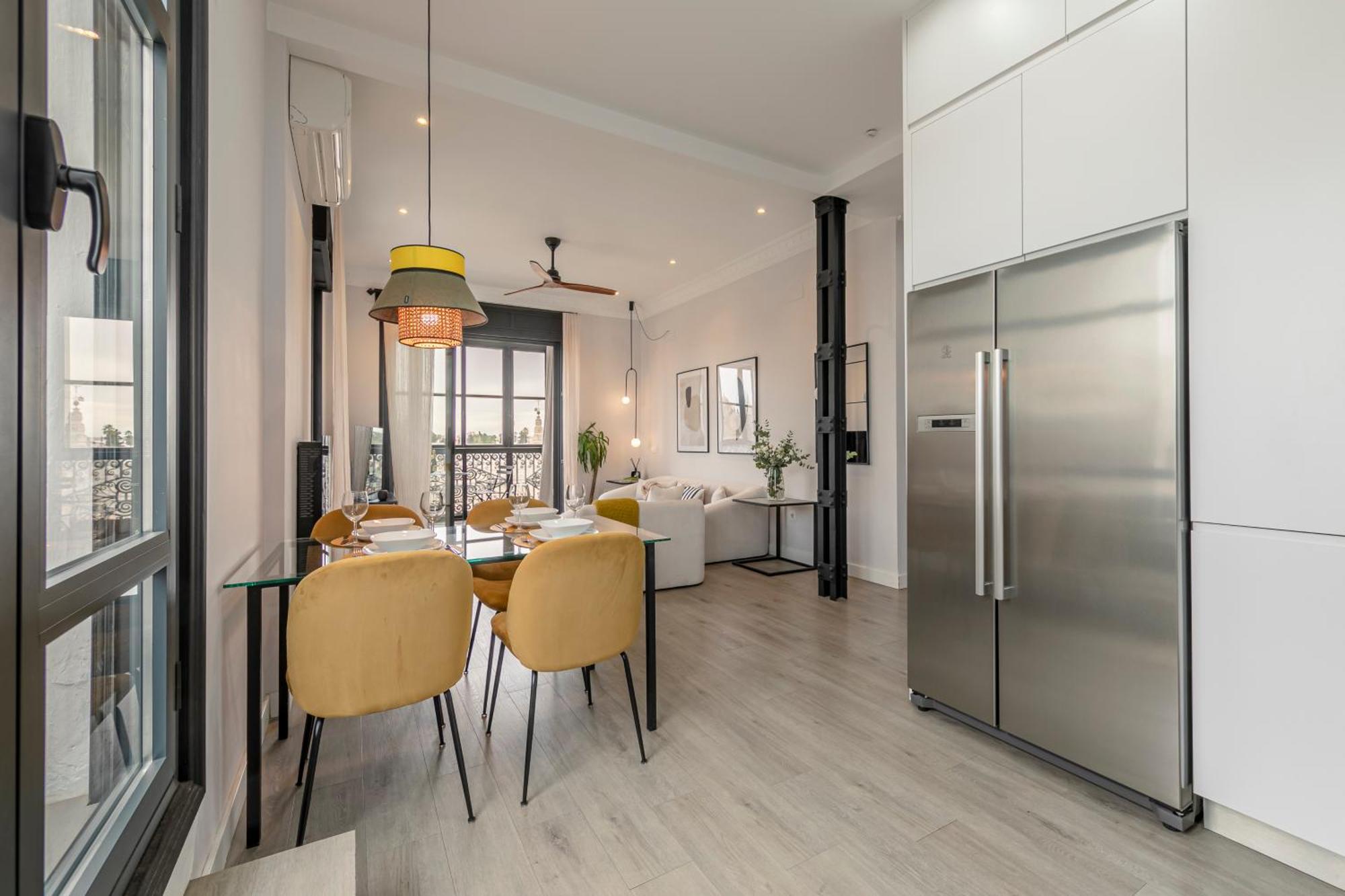 Isg Apartments Modern Atticpool At The Cathedralfree Parking セビリア エクステリア 写真