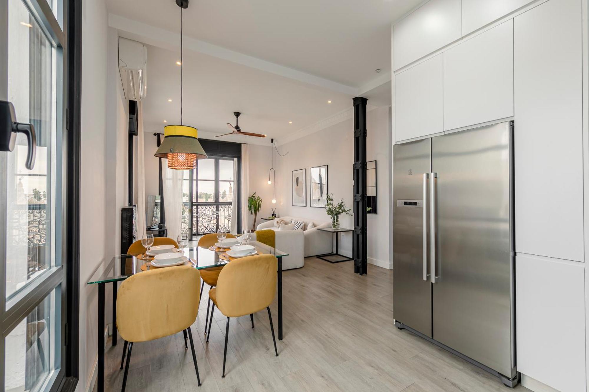 Isg Apartments Modern Atticpool At The Cathedralfree Parking セビリア エクステリア 写真