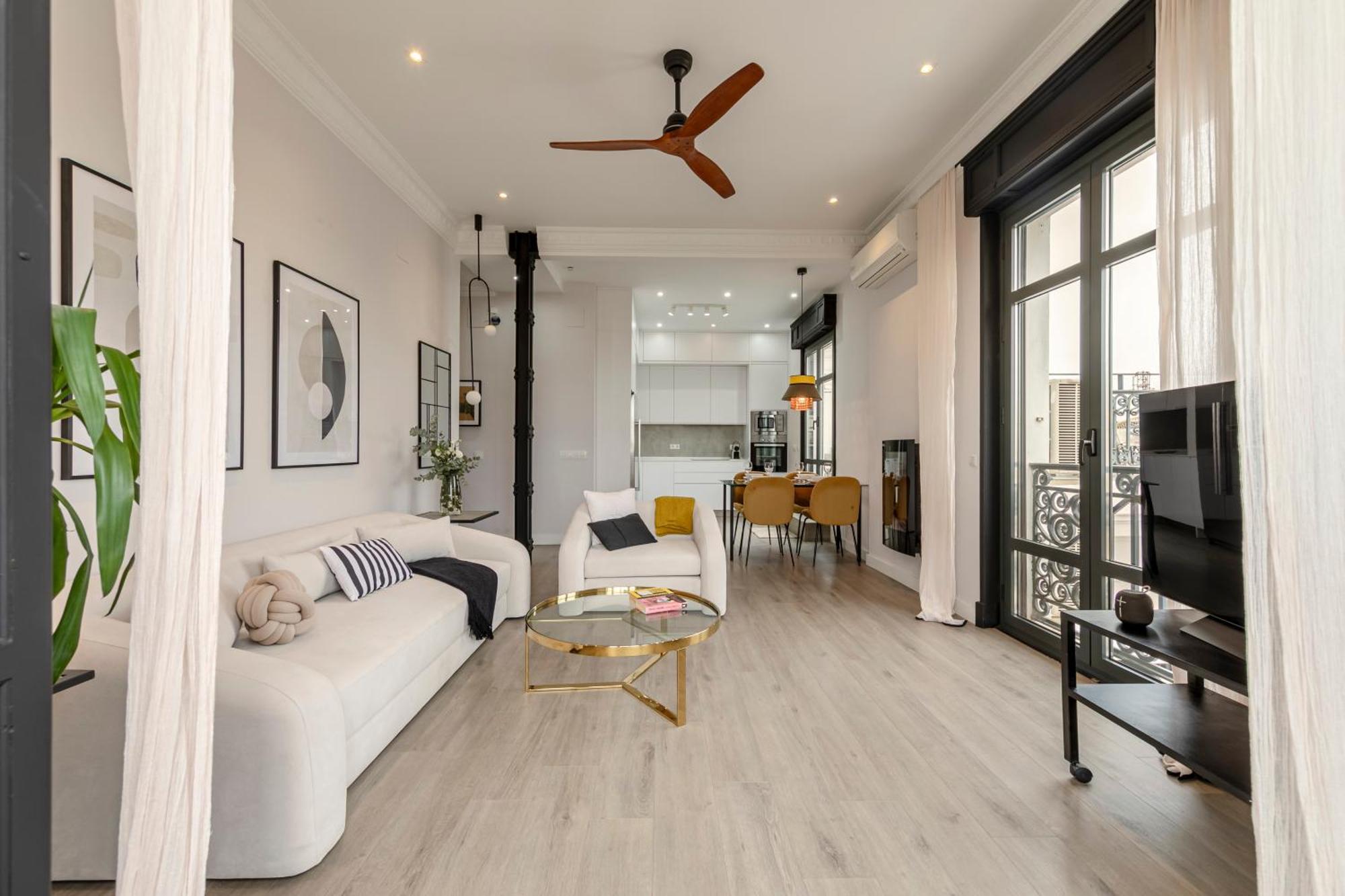 Isg Apartments Modern Atticpool At The Cathedralfree Parking セビリア エクステリア 写真