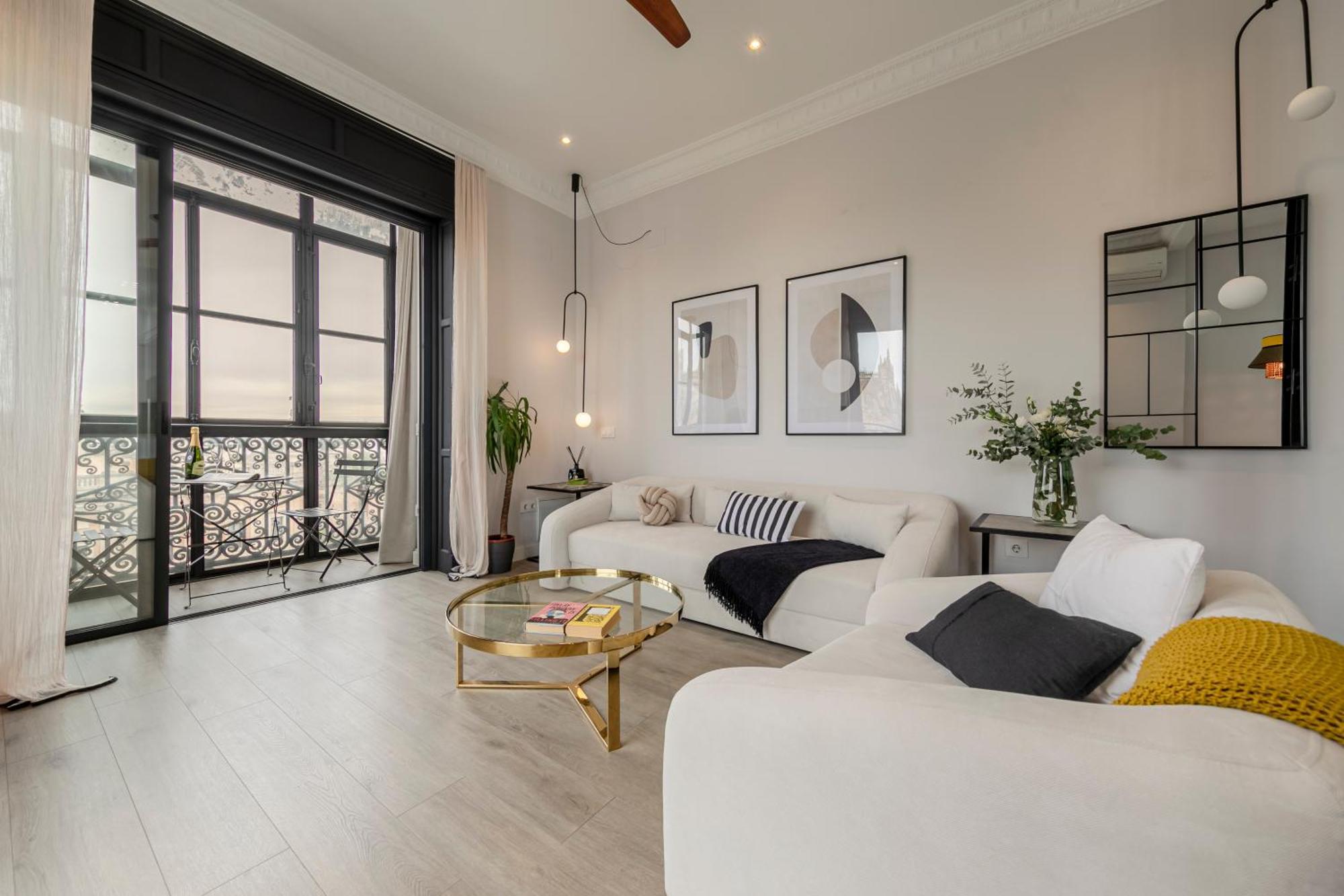 Isg Apartments Modern Atticpool At The Cathedralfree Parking セビリア エクステリア 写真